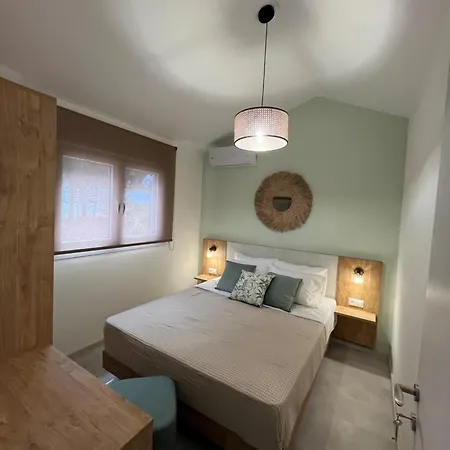 κ & μ House By The Sea Nyaraló Néa Iráklia