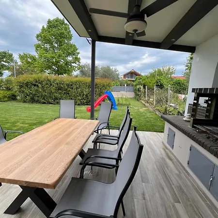 κ & μ House By The Sea Vakantiehuis *