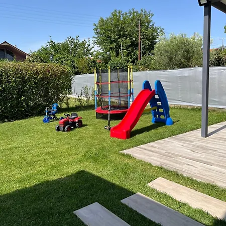 κ & μ House By The Sea Дом отдыха Неа-Ираклия