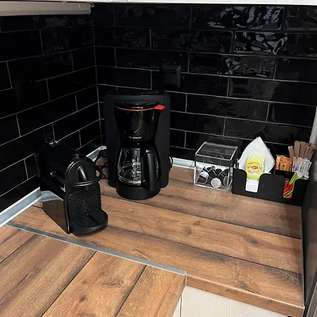 Дом отдыха κ & μ House By The Sea Неа-Ираклия